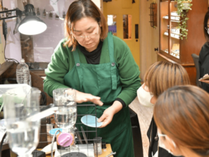 非常勤講師 椿ちひろ